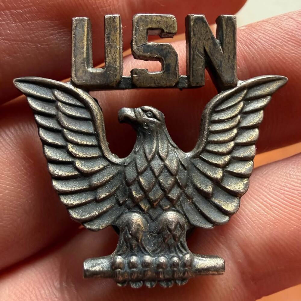 Vintage USN Navy Cap Badge | Silver Filled, 1973 (Vietnam Era)